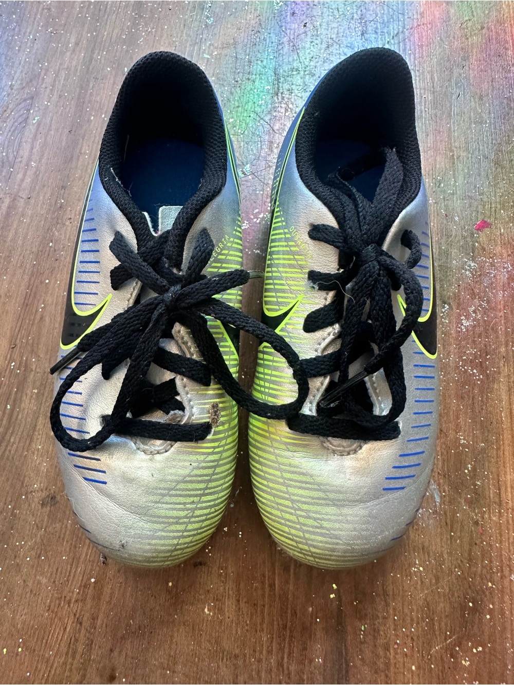 Nike Kids Silver with Neon Green & Black Soccer Cleats